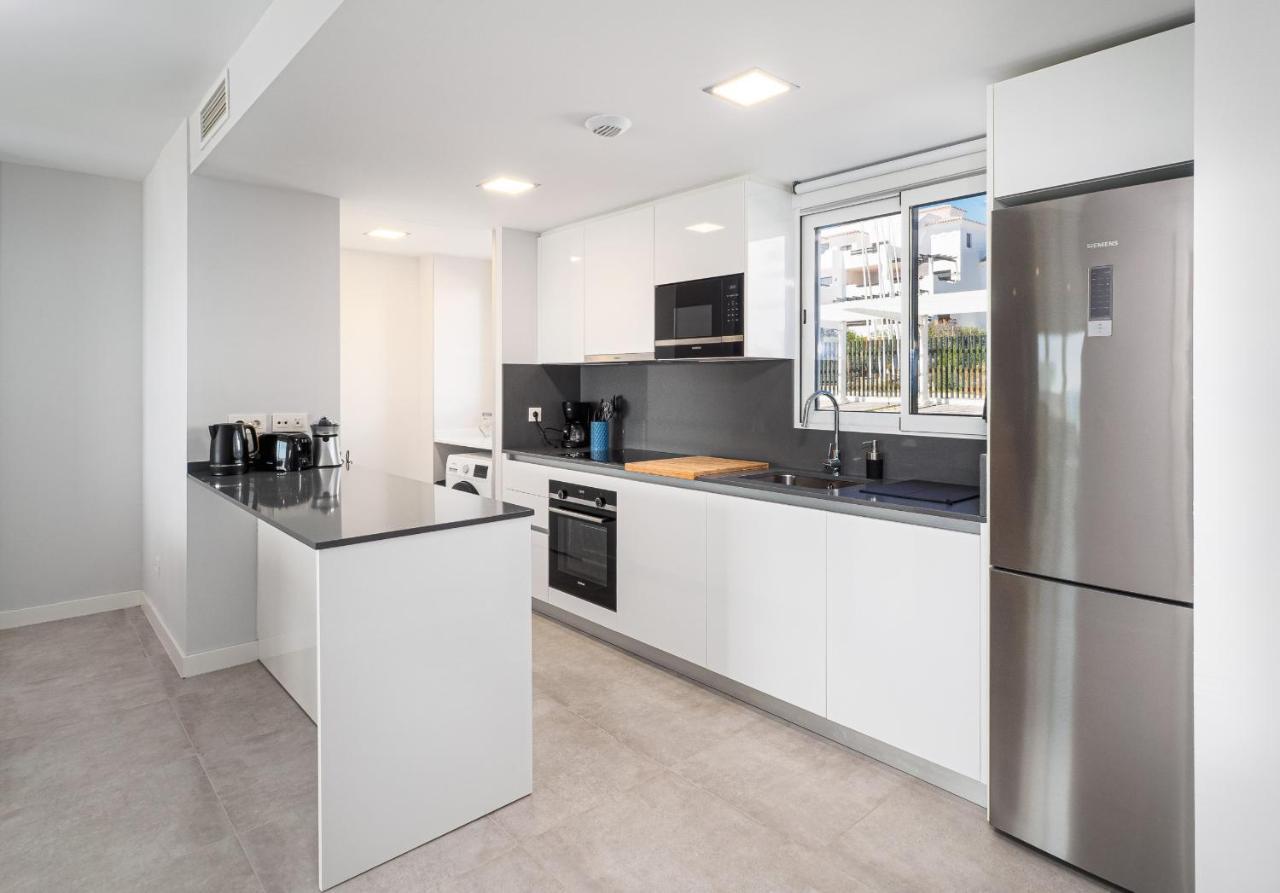 Via Celere 2325 Luxury Sea View Appartment كاساريس المظهر الخارجي الصورة